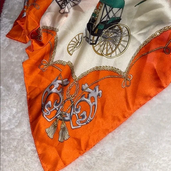 Simi Square Scarf - Picture 7 of 10